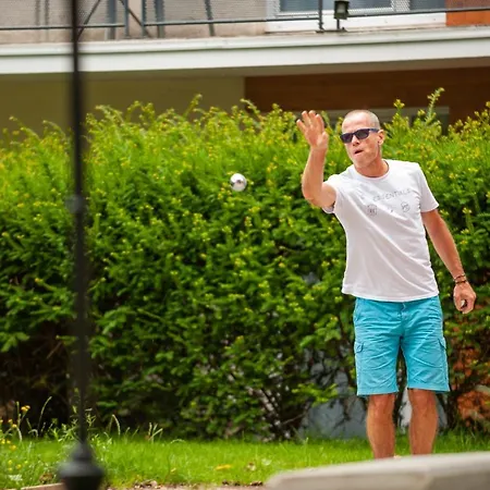 Hostel Le Hüb - Grenoble