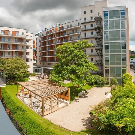 Le Hüb - * Grenoble