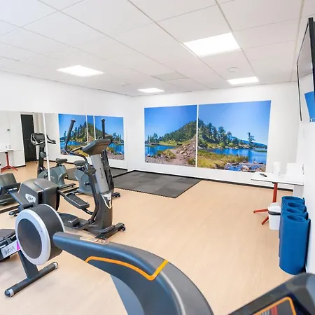 Hostel Le Hüb - Grenoble