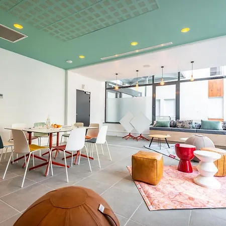 Hostel Le Hüb - Grenoble