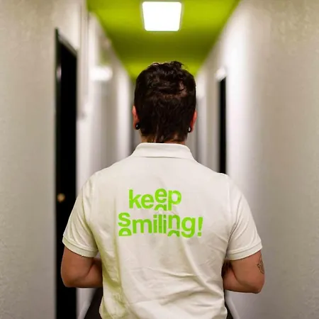 Hostel Le Hüb - Grenoble