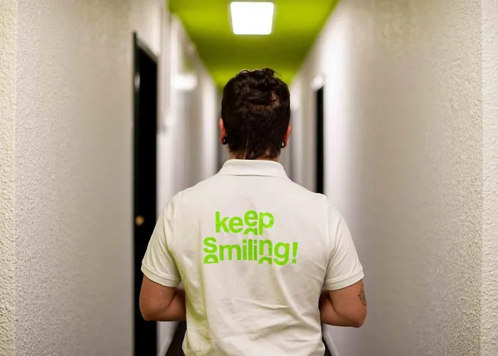 Hostel Le Hüb - Grenoble